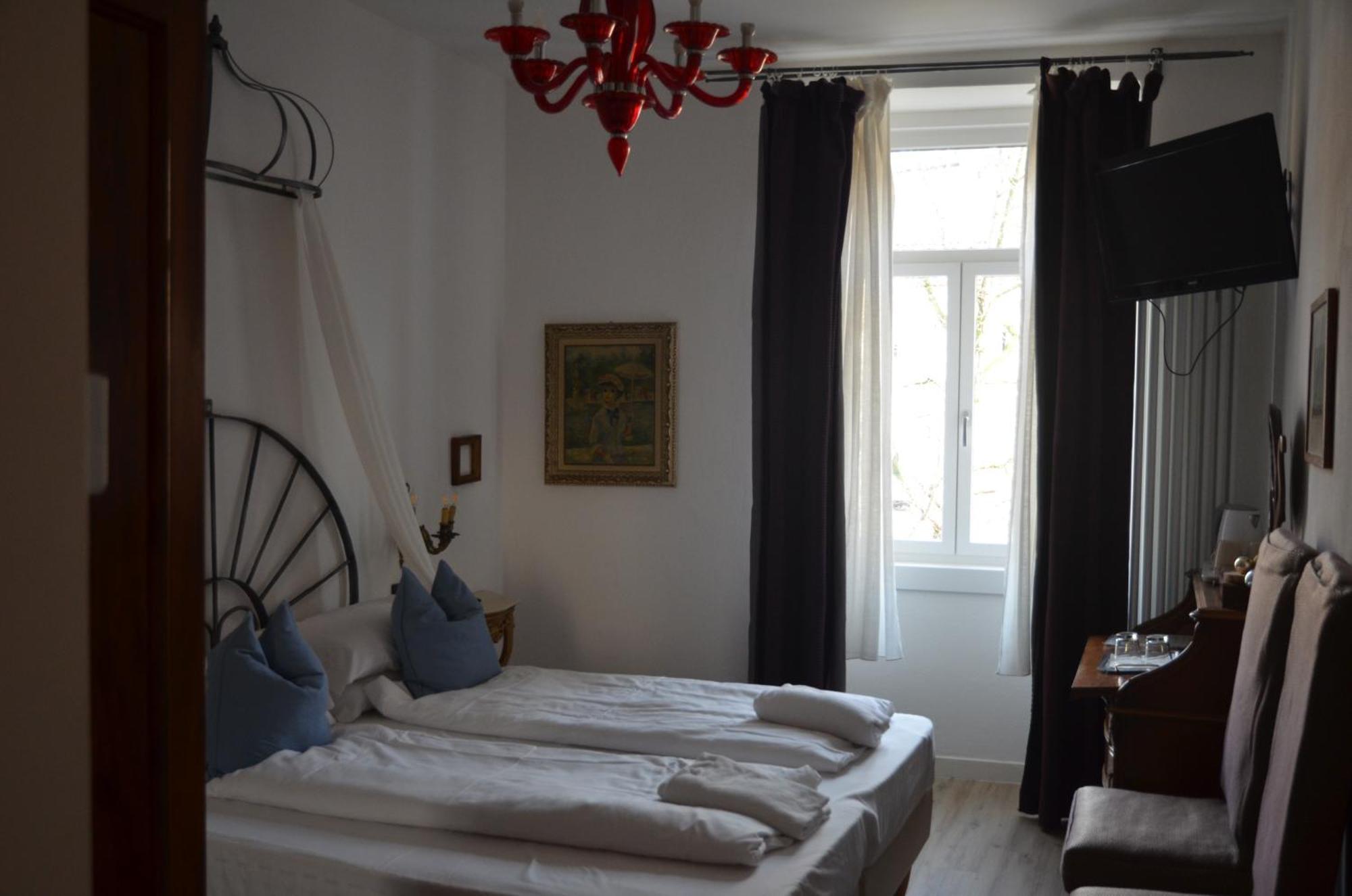 B&B La Loggia Del Castello Тренто Экстерьер фото