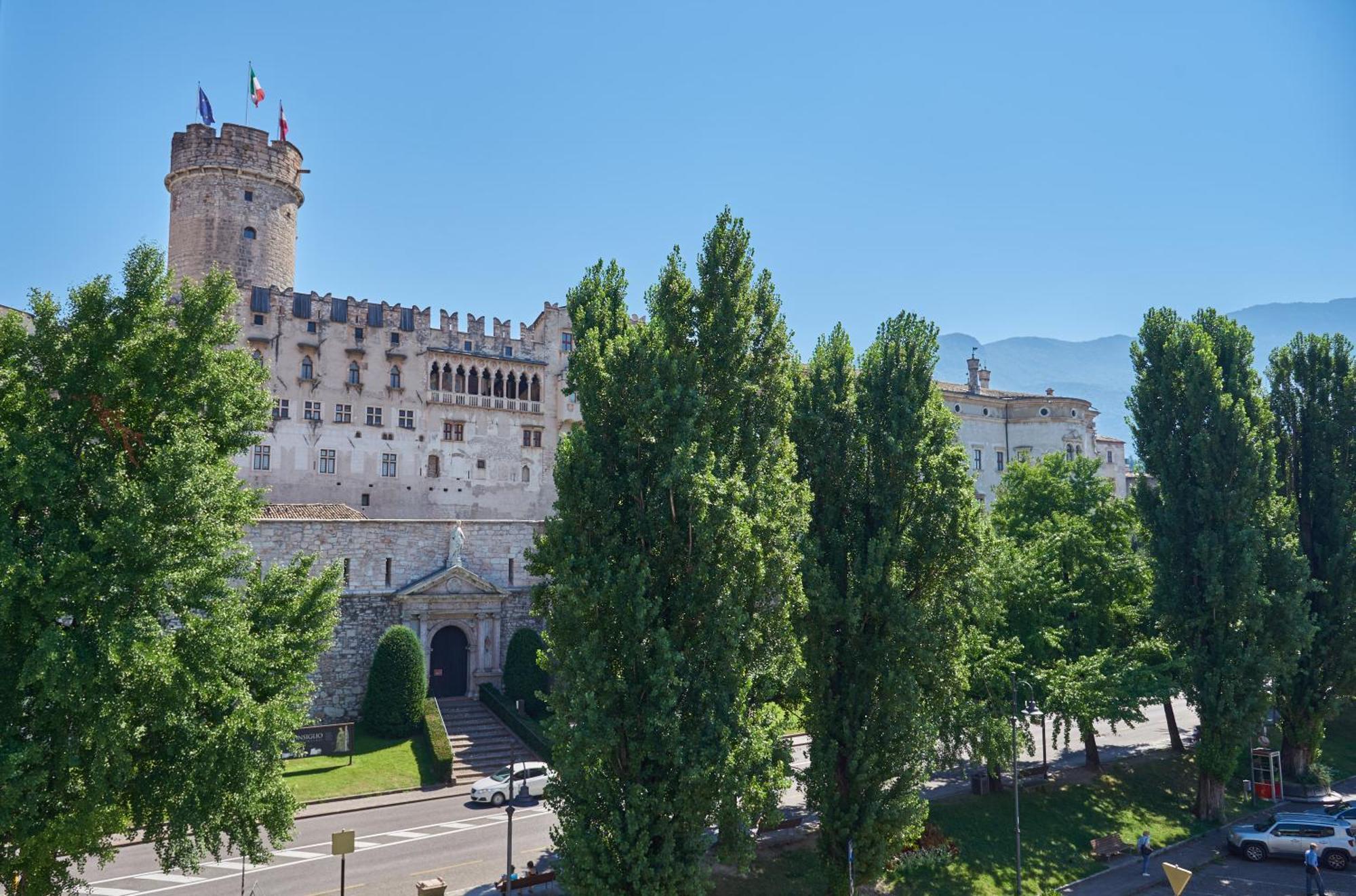 B&B La Loggia Del Castello Тренто Экстерьер фото