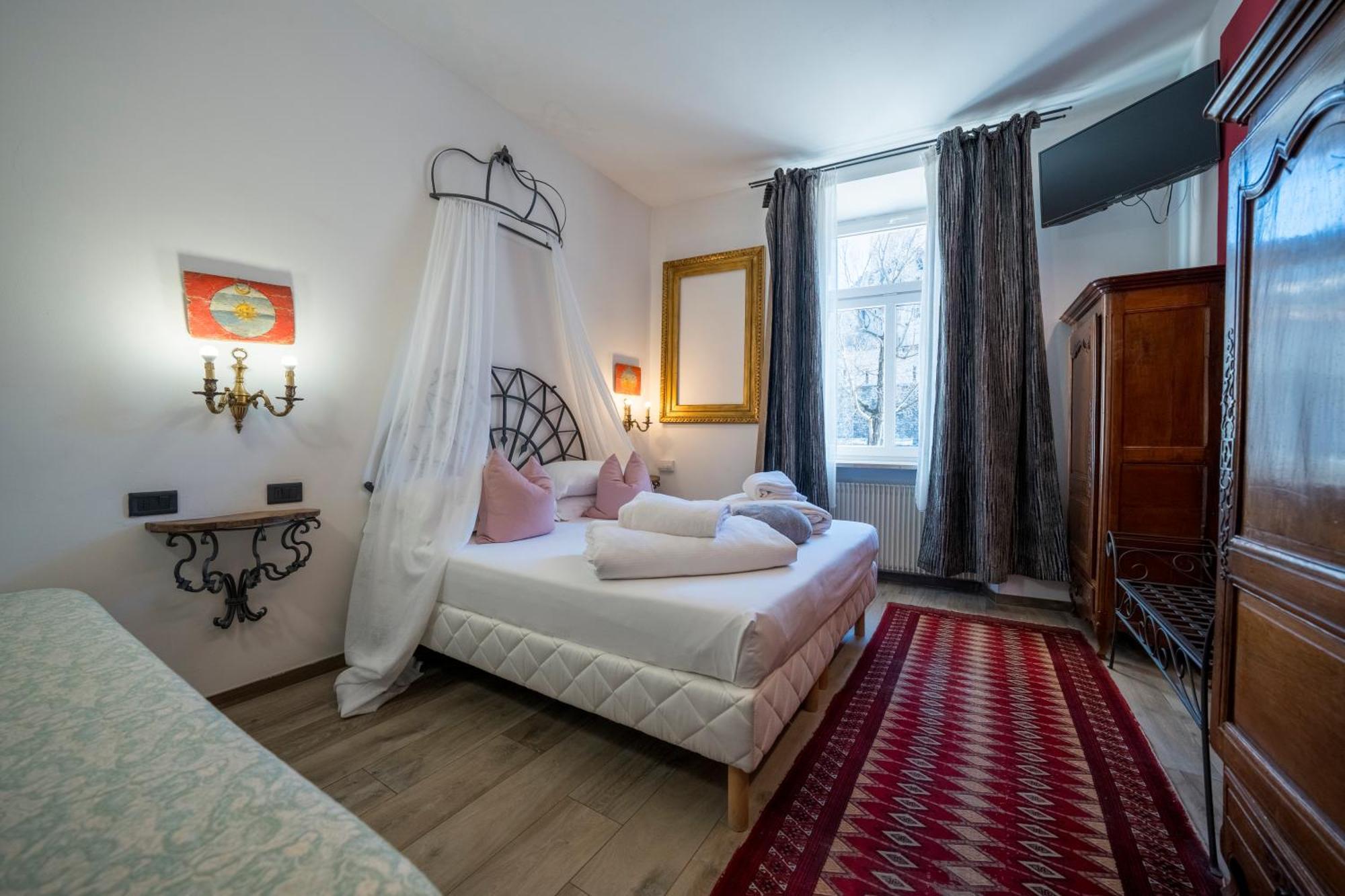B&B La Loggia Del Castello Тренто Экстерьер фото