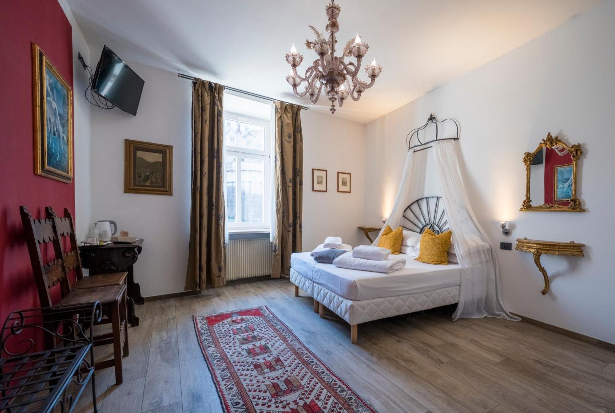 B&B La Loggia Del Castello Тренто Экстерьер фото